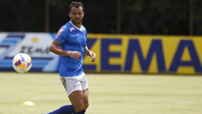 Charles espera nova chance e reforça importância de terminar na liderança