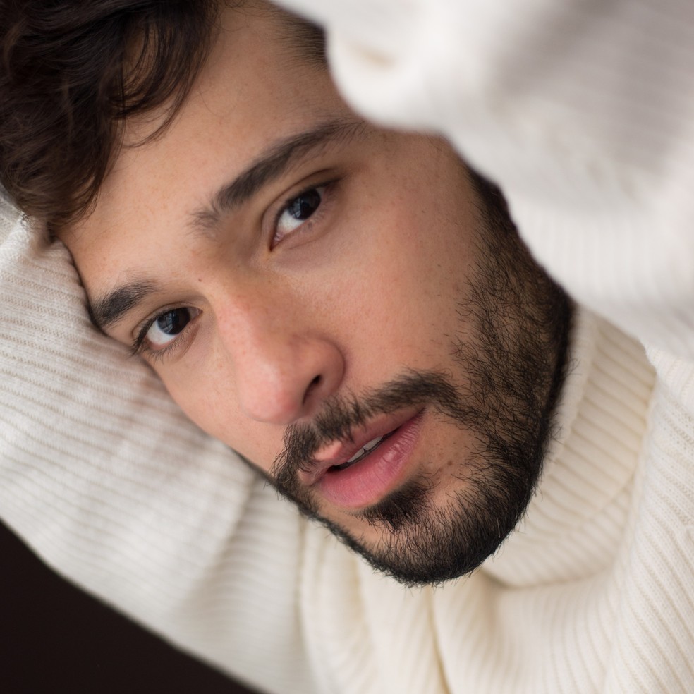 Bruno Fagundes sobre ser gay: 'Estou vivendo a minha verdade, que h&aacute; muitos anos &eacute; a minha natureza' &mdash; Foto: Anthony Pomes/Divulga&ccedil;&atilde;o