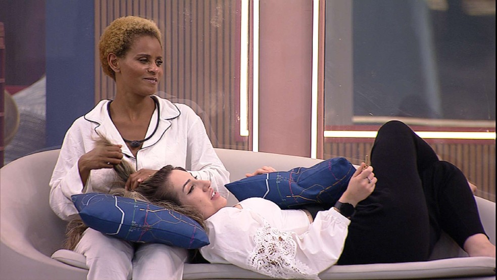 Amanda faz alerta sobre comportamento de Bruna Griphao: 'Mimizenta' — Foto: Globo