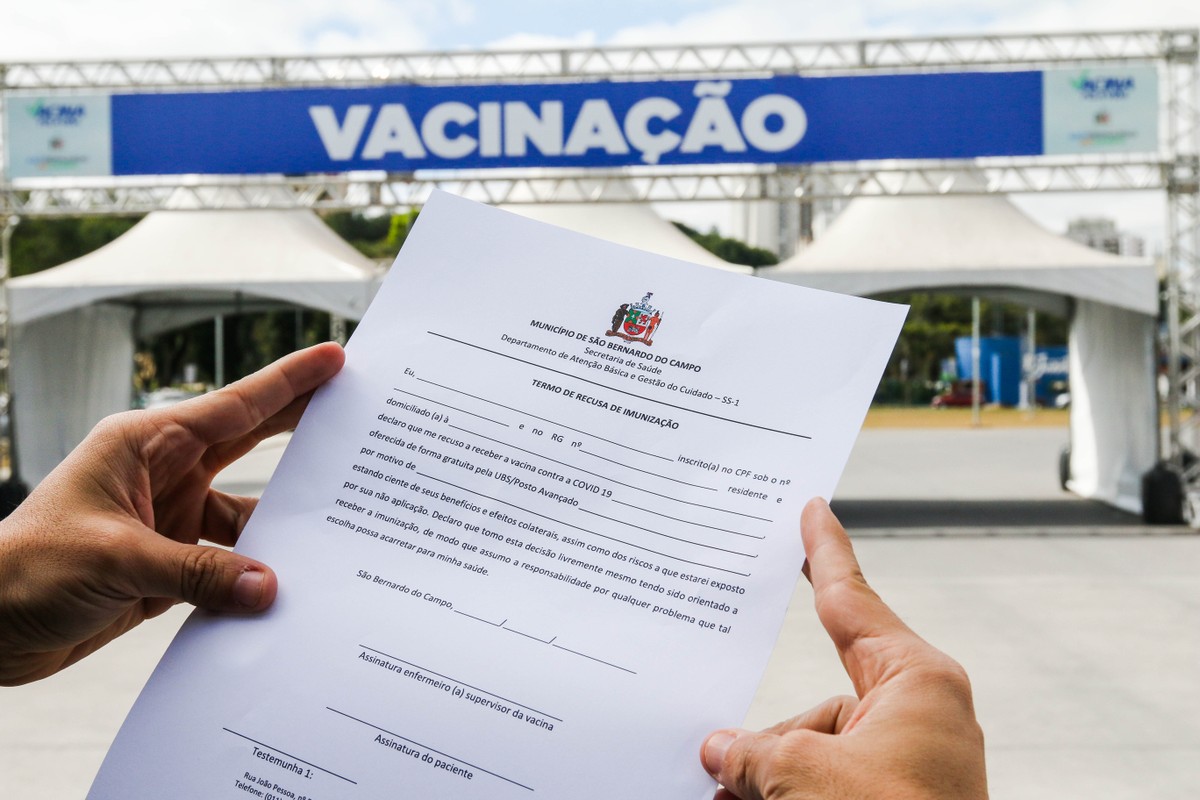 Mandar 'sommeliers' para fim da fila da vacina contra Covid se torna
