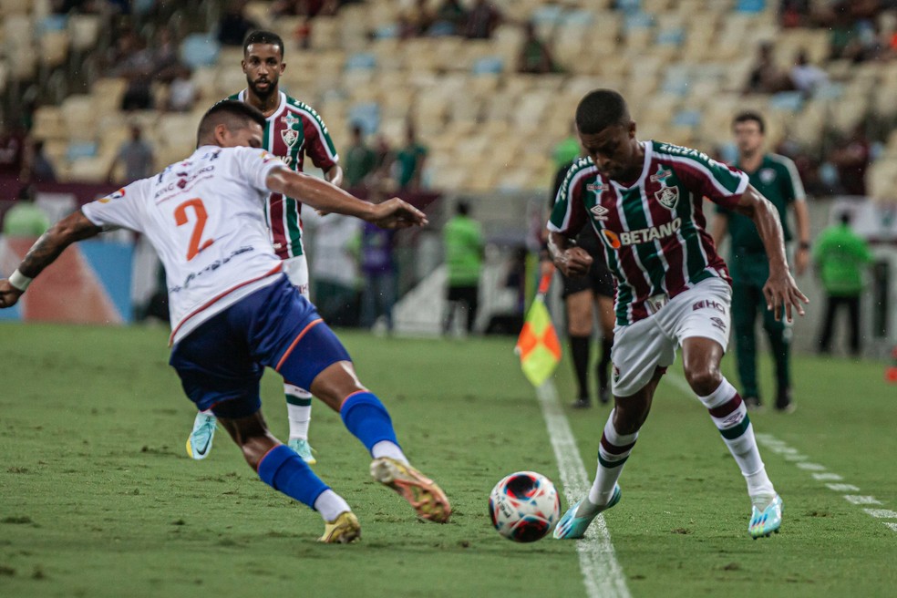 Keno e Jorge em ação em Fluminense x Audax — Foto: Marcelo Gonçalves / Fluminense FC