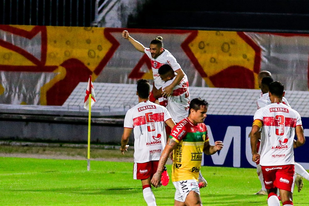Diego foi o artilheiro do CRB na temporada com 12 gols — Foto: Ailton Cruz/Gazeta de Alagoas