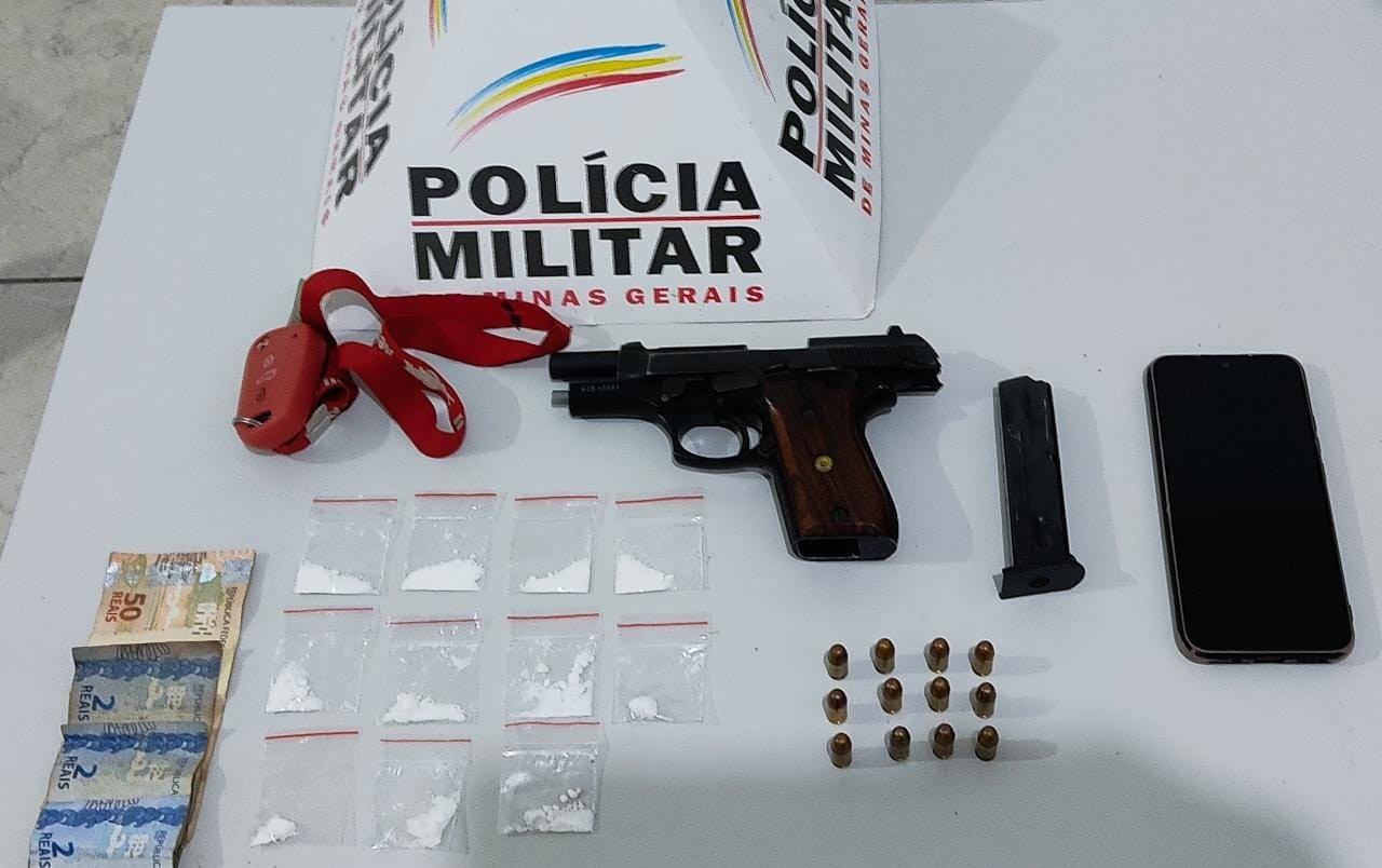 Homem é preso com arma e drogas em Tumiritinga