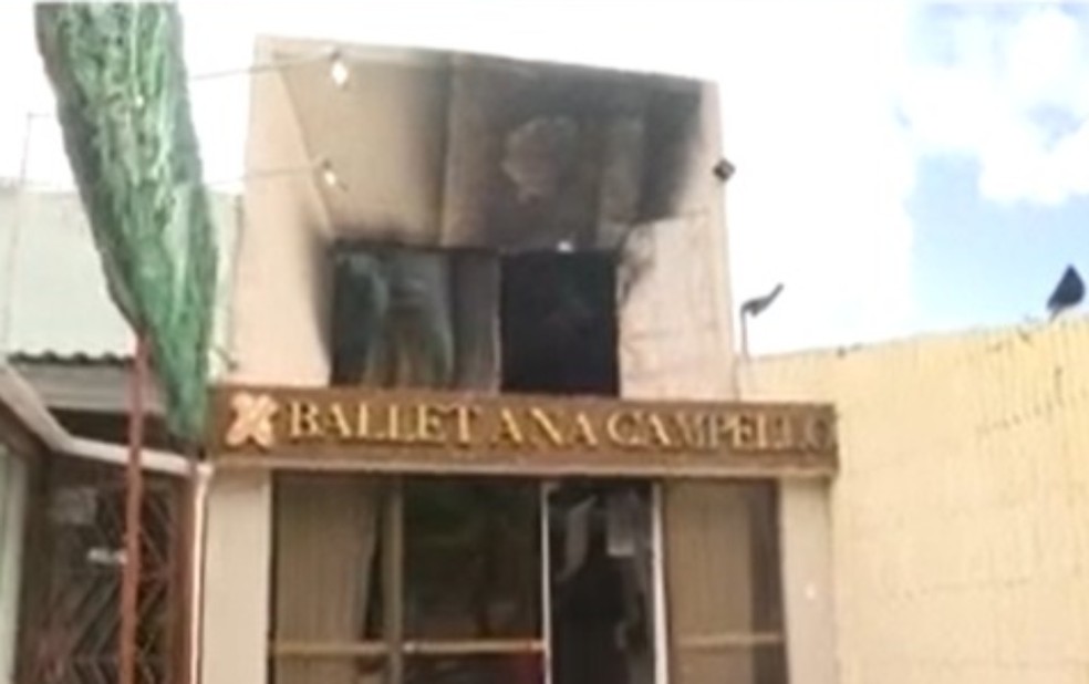 Incêndio atinge escola de ballet em bairro nobre de Salvador — Foto: Reprodução/TV Bahia