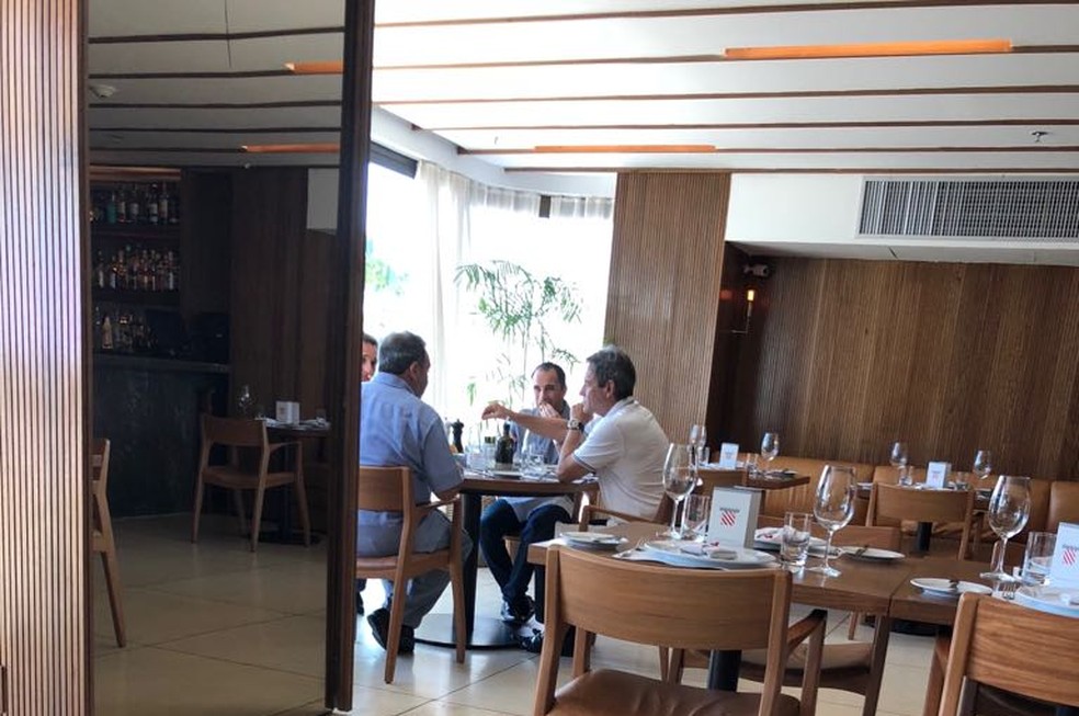Carpegiani se reuniu com Fred Luz e Rodrigo Caetano quando ainda estava no Bahia (Foto: Reprodução)