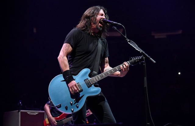 NEW YORK, NEW YORK - JUNE 20: Dave Grohl performs onstage as The Foo Fighters reopen Madison Square Garden on June 20, 2021 in New York City. The concert, with all attendees vaccinated, is the first in a New York arena to be held at full-capacity since Ma (Foto: Getty Images for FF)
