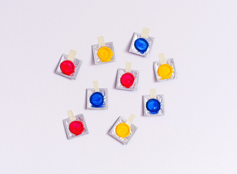 Anvisa suspende venda de lotes de camisinhas após falha em teste de estouro — Foto: Anna Shvets/Pexels