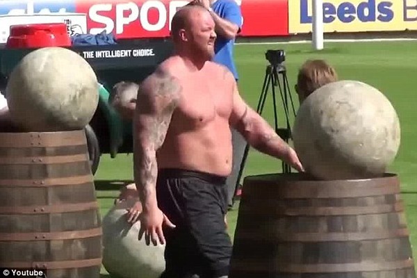 Hafþór Júlíus Björnsson em prova na Europe's Strongest Man. (Foto: Reprodução)