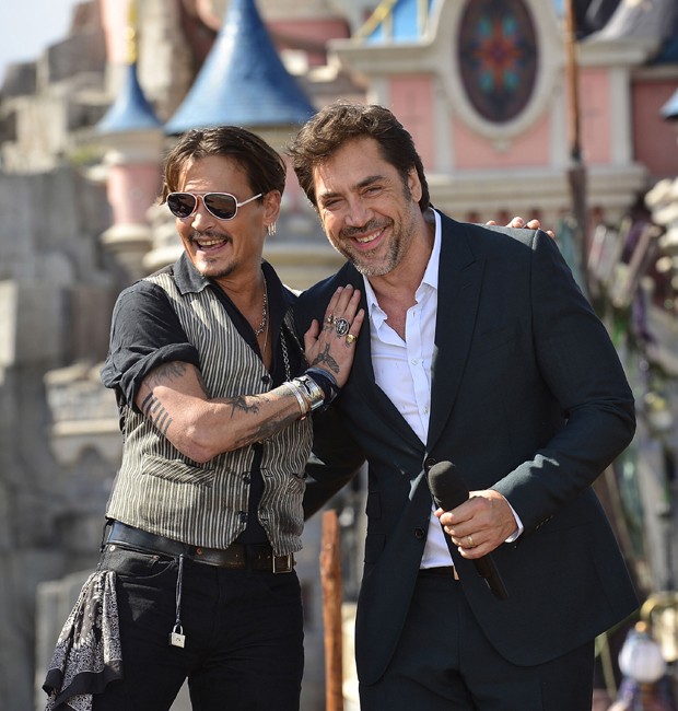 Johnny Depp e Javier Bardem (Foto: Divulgação)