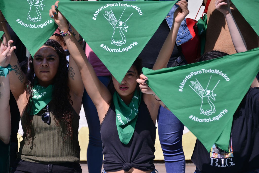 Manifestação pela legalização do aborto no México em fevereiro de 2020 (Foto: Getty Images)