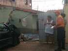 Carro desgovernado atinge muro de casa em Bragança Paulista, SP