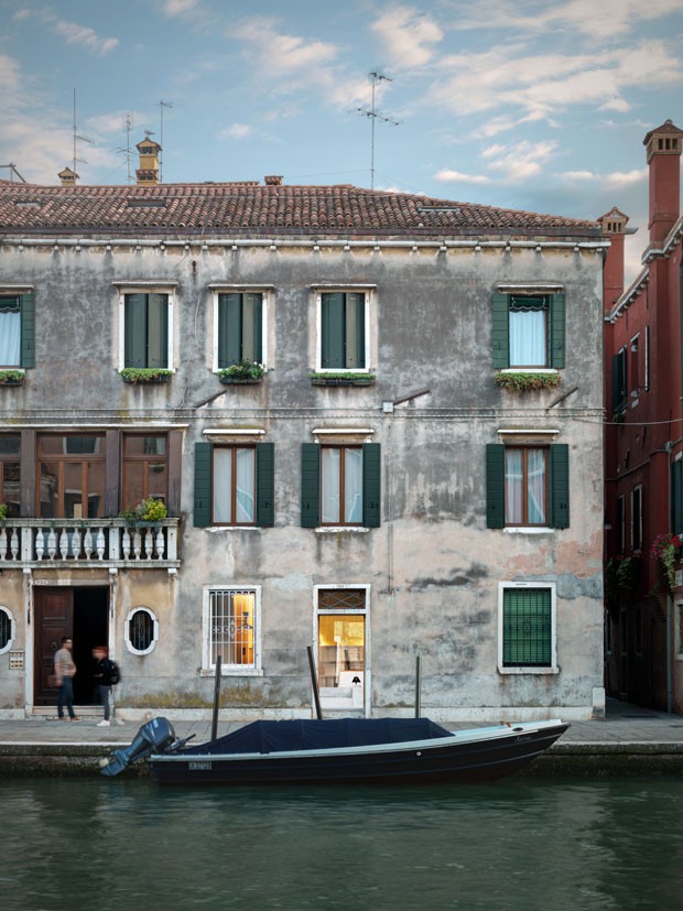 Uma casa pequena e charmosa em Veneza (Foto: Marcello Mariana / divulgação)