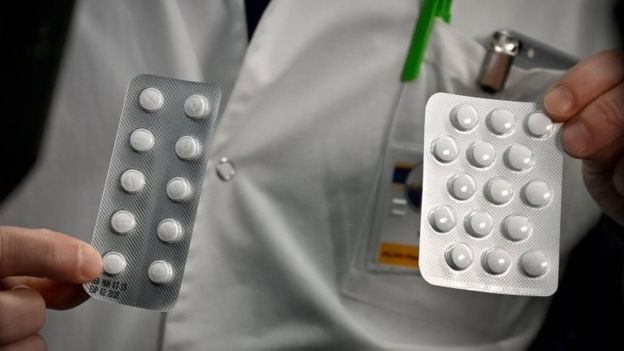 BBC - No fim de março, a agência do governo americano responsável por medicamentos permitiu o uso da hidroxicloroquina contra o novo coronavírus (Foto: AFP/BBC)