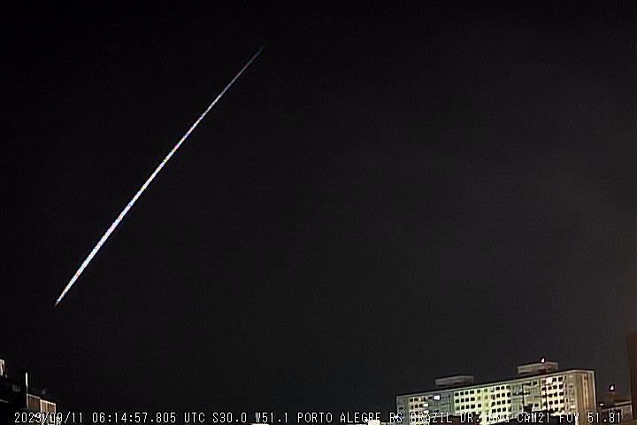 Meteoro deixa rastro de 12 km no céu do RS; veja VÍDEO 
