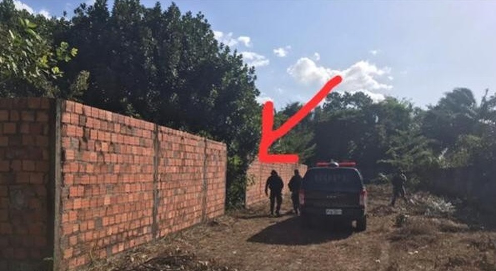 Taxista foi mantido em cativeiro pelos criminosos no bairro Pirâmide, em São José de Ribamar (MA) — Foto: Divulgação/Secretaria de Segurança Pública (SSP-MA)