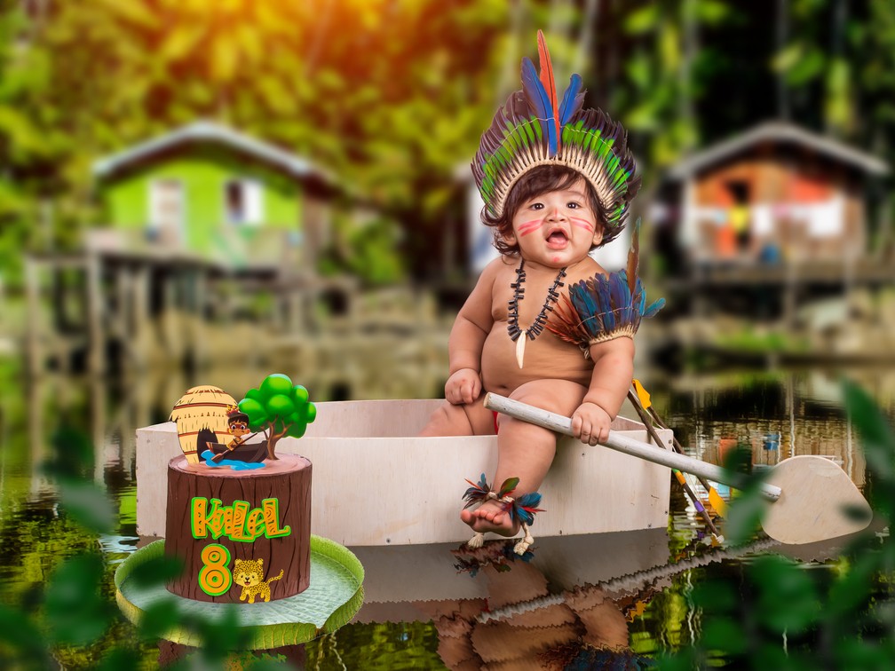 Ensaio fotográfico de bebê, com temática indígena, foi feito no interior do Amazonas. — Foto: Miqueias Rosa/Divulgação