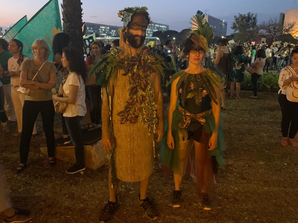 BRASÍLIA, 18h30: "Dizer que preservação ambiental é um atraso alimenta as atitudes de quem está destruindo o meio ambiente", diz o filósofo Gustavo Gomes — Foto: Brenda Ortiz/G1