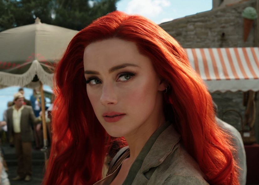 Amber Heard como a personagem Mera em cena de Aquaman (2018) (Foto: Reprodução)