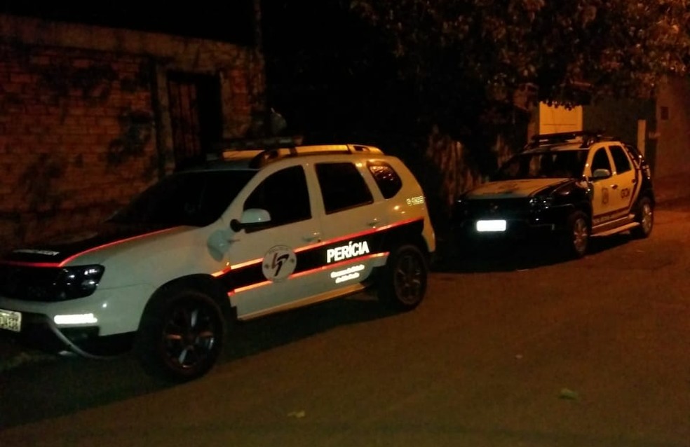 Homem de 60 anos foi encontrado morto na casa dele no bairro São Geraldo, em São Manuel — Foto: Guarda Civil Municipal/Divulgação