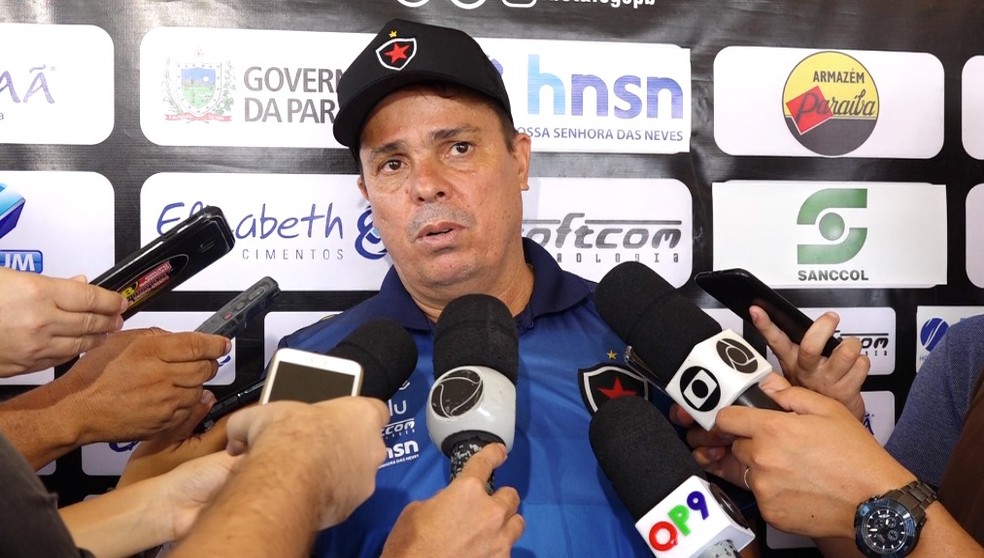 Evaristo Piza segue no comando do Botafogo-PB para 2019  Foto: Ndya Arajo/Botafogo-PB