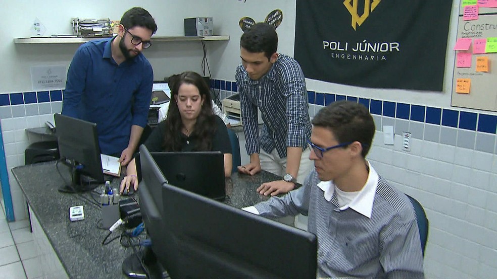 A Poli Júnior é uma empresa de engenharia formada por estudantes de várias engenharias da Universidade de Pernambuco (UPE) (Foto: Reprodução/TV Globo)