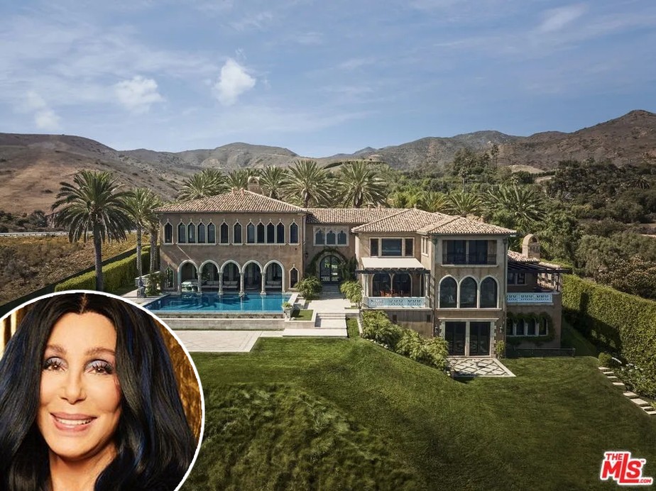 Mansão de Cher custa US$ 75 milhões e fica em Malibu, na Califórnia