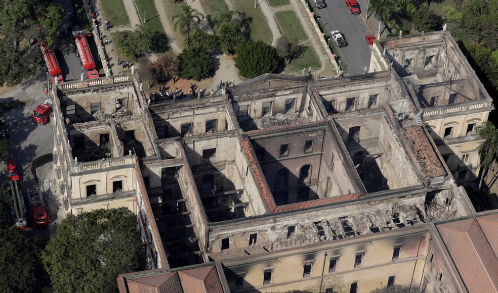 Vista aérea do Museu Nacional após incêndio (Foto: Reuters/Ricardo Moraes)