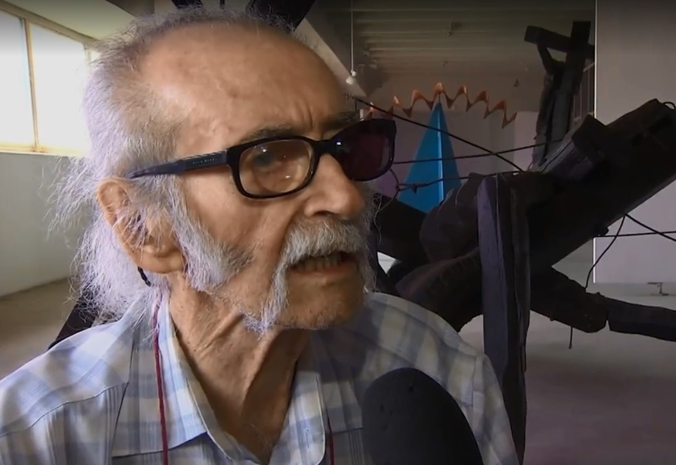 Artista plÃ¡stico MÃ¡rio Cravo que morreu aos 95 anos em Salvador (Foto: ReproduÃ§Ã£o/TV Bahia)