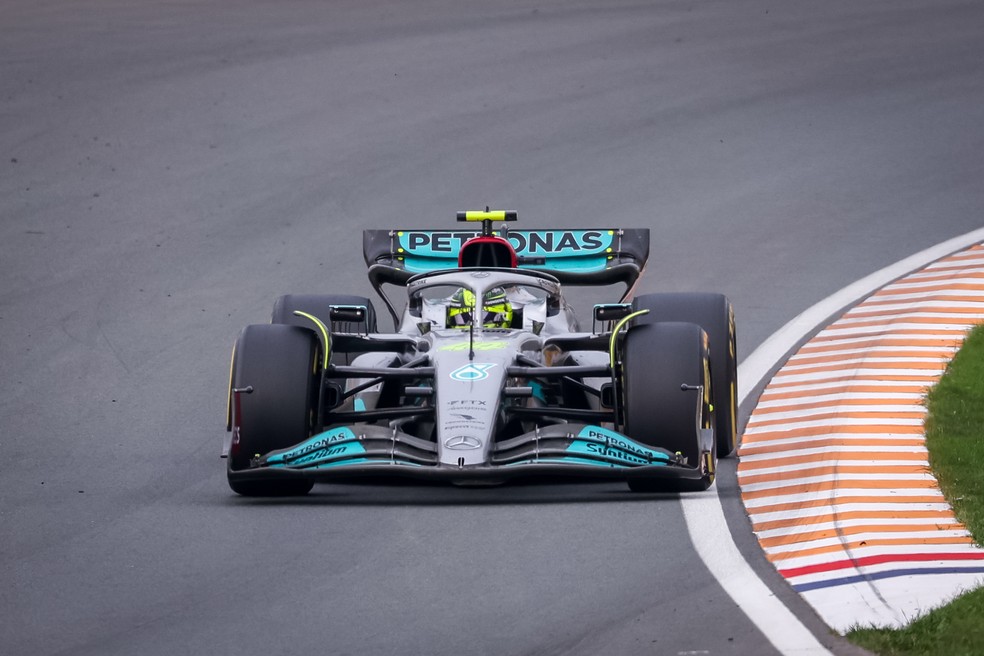 GP da Holanda: Hamilton se desculpa por irritação no rádio | fórmula 1 | ge