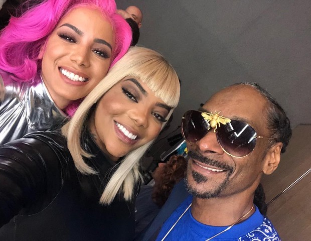 Anitta, Ludmilla e Snoop Dog na gravação do clipe de Onda Diferente (Foto: Instagram)