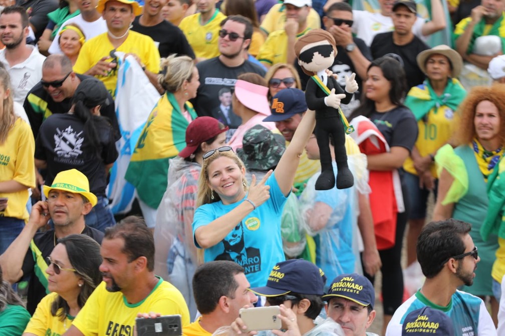 Público acompanha cerimônia de posse de Jair Bolsonaro — Foto: Fábio Tito/G1
