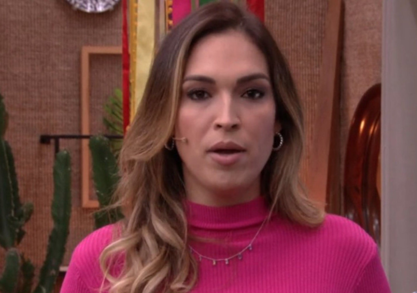 Talitha Morete se desculpou por atitude no programa É de Casa (Foto: Reprodução/TV Globo)