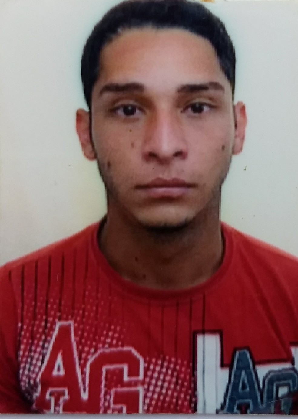 Antônio Marcos cumpria pena por envolvimento com drogas e é uma das vítimas do ataque à Papudinha desta quarta (7) (Foto: Arquivo da família)