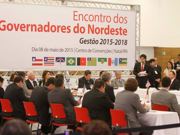 Governadores do Nordeste se reuniram nesta sexta (8), em Natal (Foto: Elias Medeiros/G1)