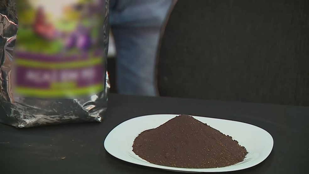 Cocaína preta foi apreendida pela primeira vez no Rio Grande do Sul  — Foto: Reprodução / RBS TV