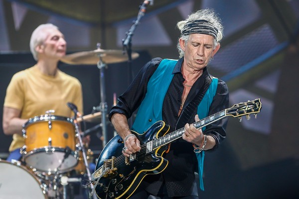 Keith Richards tocando com o The Rolling Stones (Foto: Getty Images)