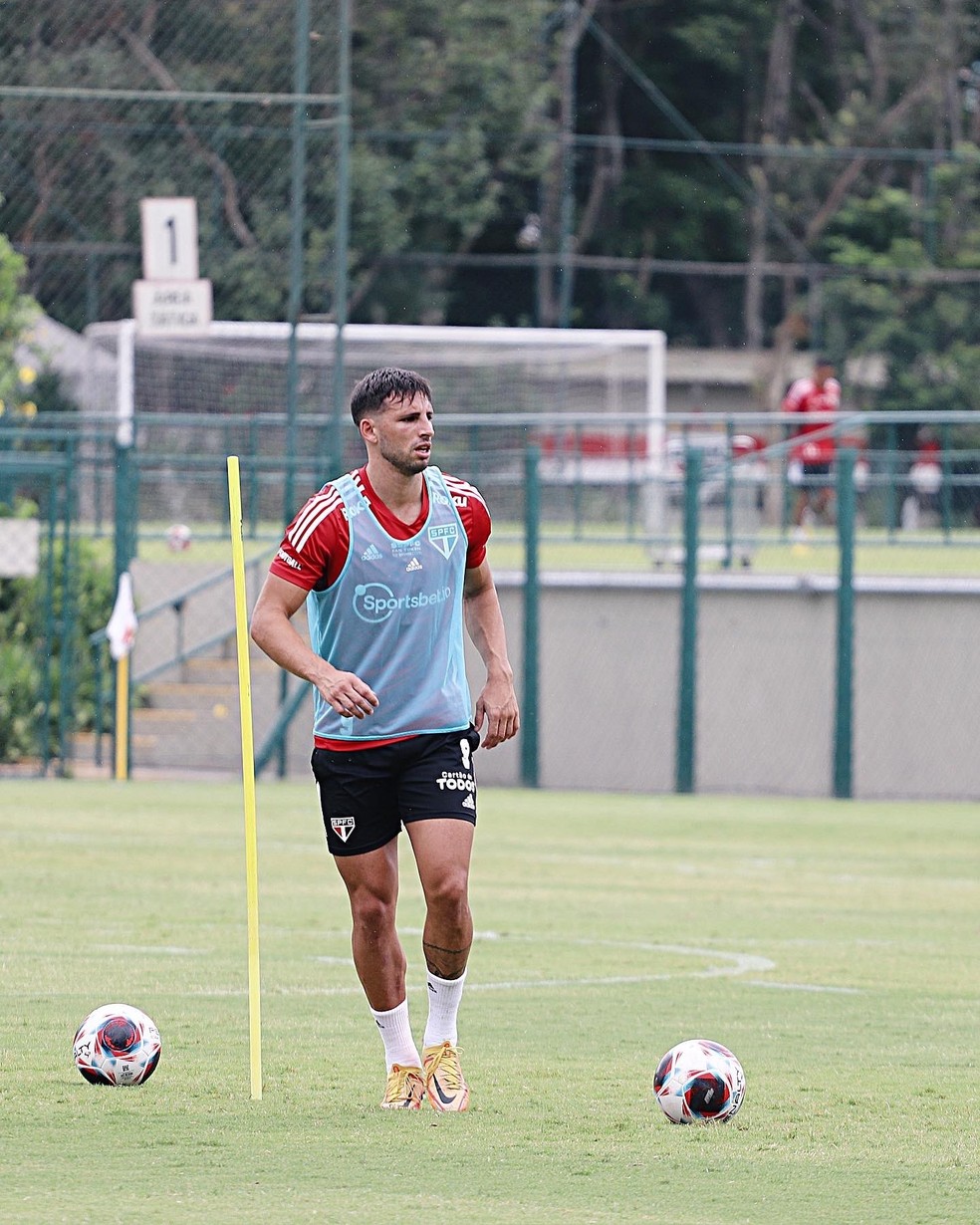 Calleri durante treino do São Paulo — Foto: Divulação/saopaulofc.net
