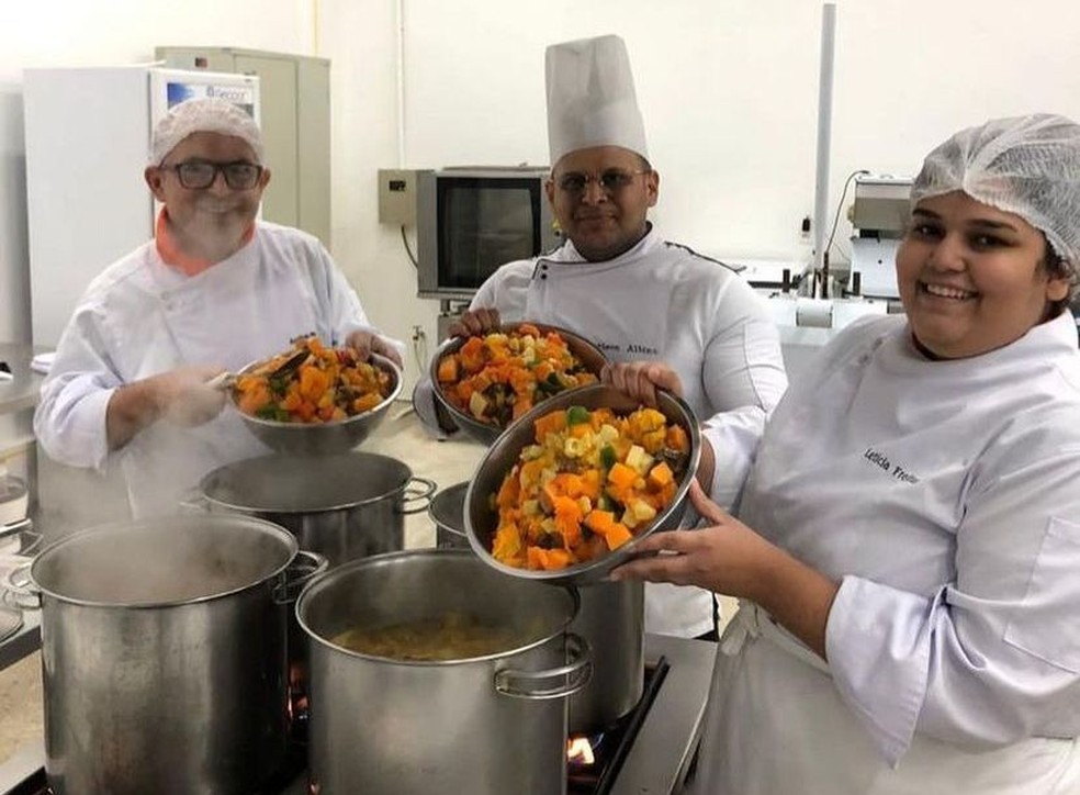 Projeto arrecada alimentos para quem precisa — Foto: Divulgação