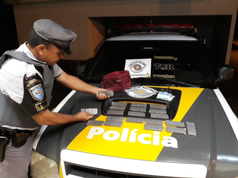 FiscalizaÃ§Ã£o apreendeu 500 muniÃ§Ãµes de calibre 9mm â€” Foto: Cedida/PolÃ­cia Militar RodoviÃ¡ria