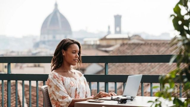 A Itália é um dos países que estão tentando atrair nômades digitais que eventualmente podem se estabelecer por mais tempo no país (Foto: GETTY IMAGES (via BBC))