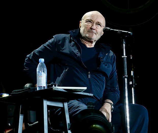 Phil Collins sai da aposentadoria e faz sua estreia solo com show