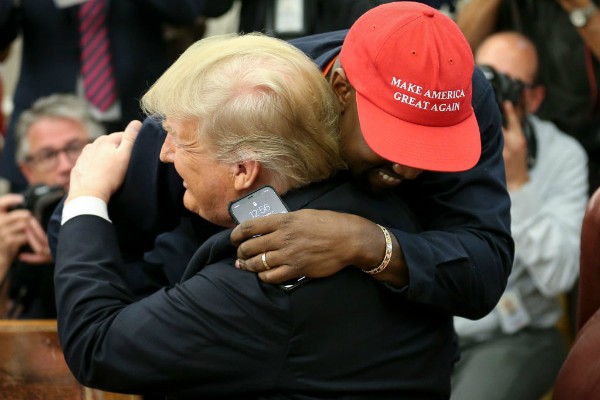 Donald Trump e Kanye West durante encontro na Casa Branca (Foto: Getty Images)