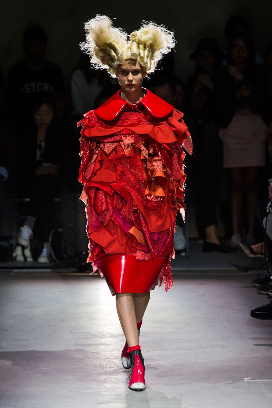 Comme des Garçons | Paris | Verão 2015 | Desfiles | Vogue