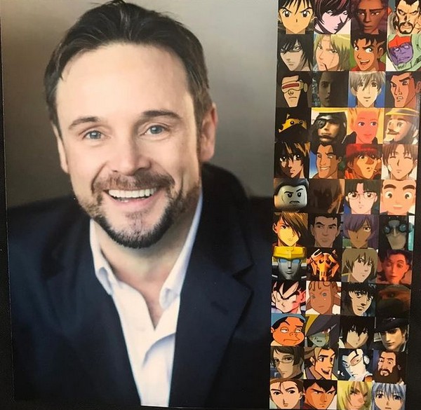 O ator e dublador canadense Kirby Morrow com alguns dos personagens dublados por ele (Foto: Instagram)