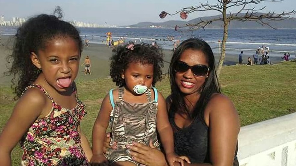 Thamiris e suas duas filhas foram assassinadas em São Vicente, no litoral de SP. (Foto: Arquivo Pessoal)