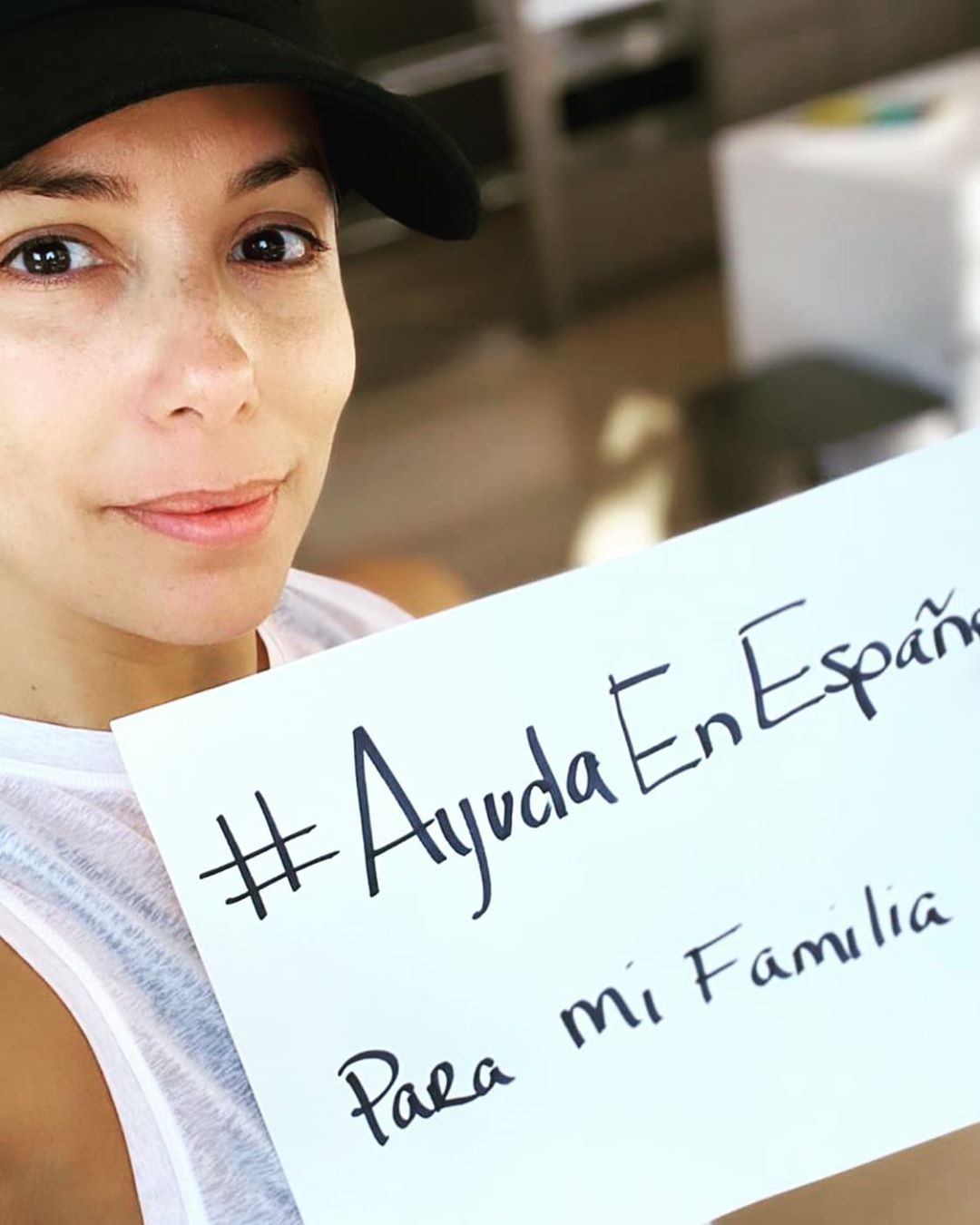 Eva Longoria pede apoio em espanhol para imigrantes nos EUA (Foto: Reprodução/ Instagram)
