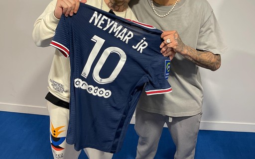 Whindersson encontra Neymar em Paris e brinca: "Fofinho, meu namorado"