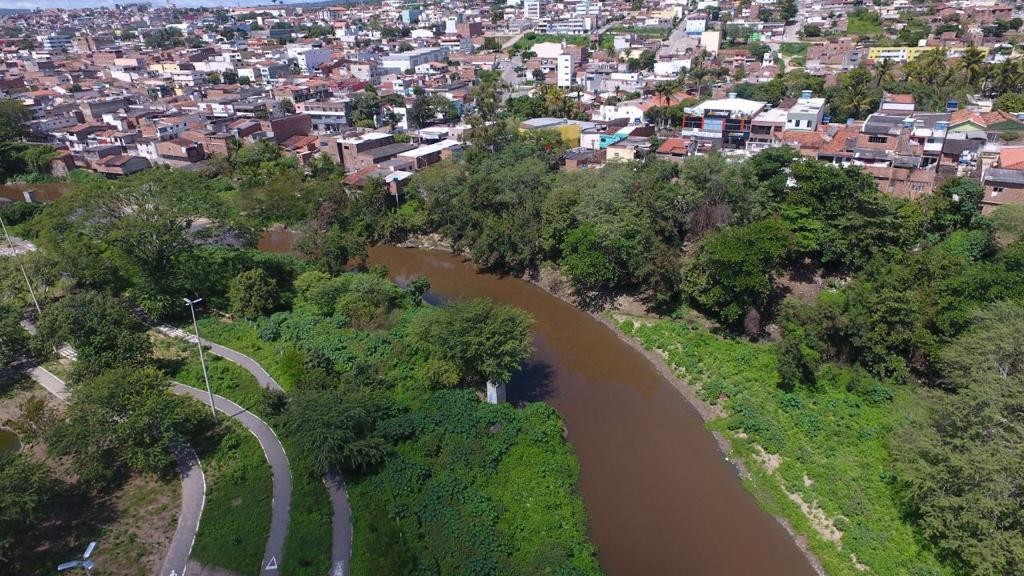 Dia do Rio Ipojuca: rio é considerado o terceiro mais poluído do Brasil 