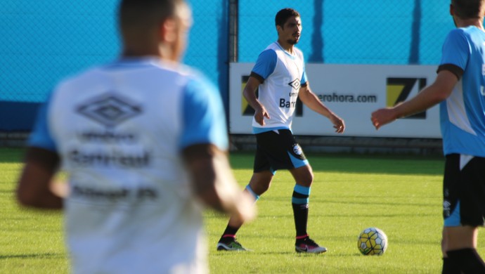 Wallace Grêmio zagueiro (Foto: Eduardo Moura/GloboEsporte.com)