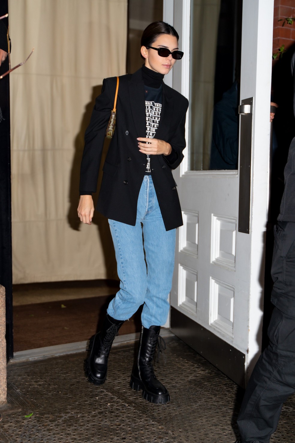 Multi Pochette: a nova bolsa-desejo da Louis Vuitton que virou febre no  street style - Vogue